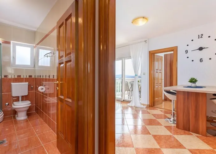 Mit Balkon Und Meerblick By Interhome Apartamento Dramalj